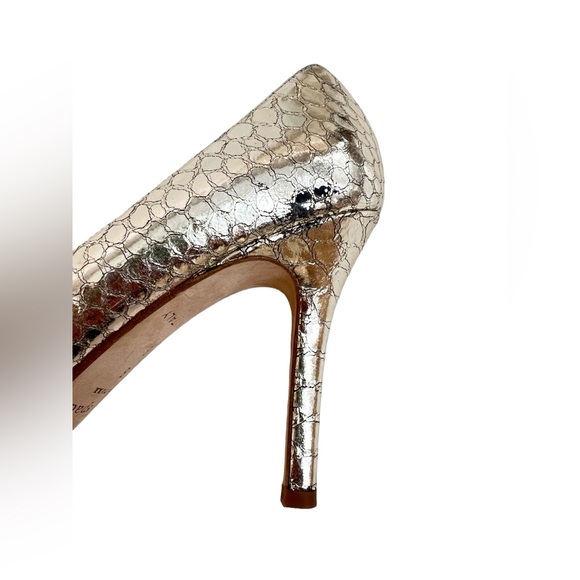 Kate Spade Karoline gold snake pattern pumps - Picture 4 of 8